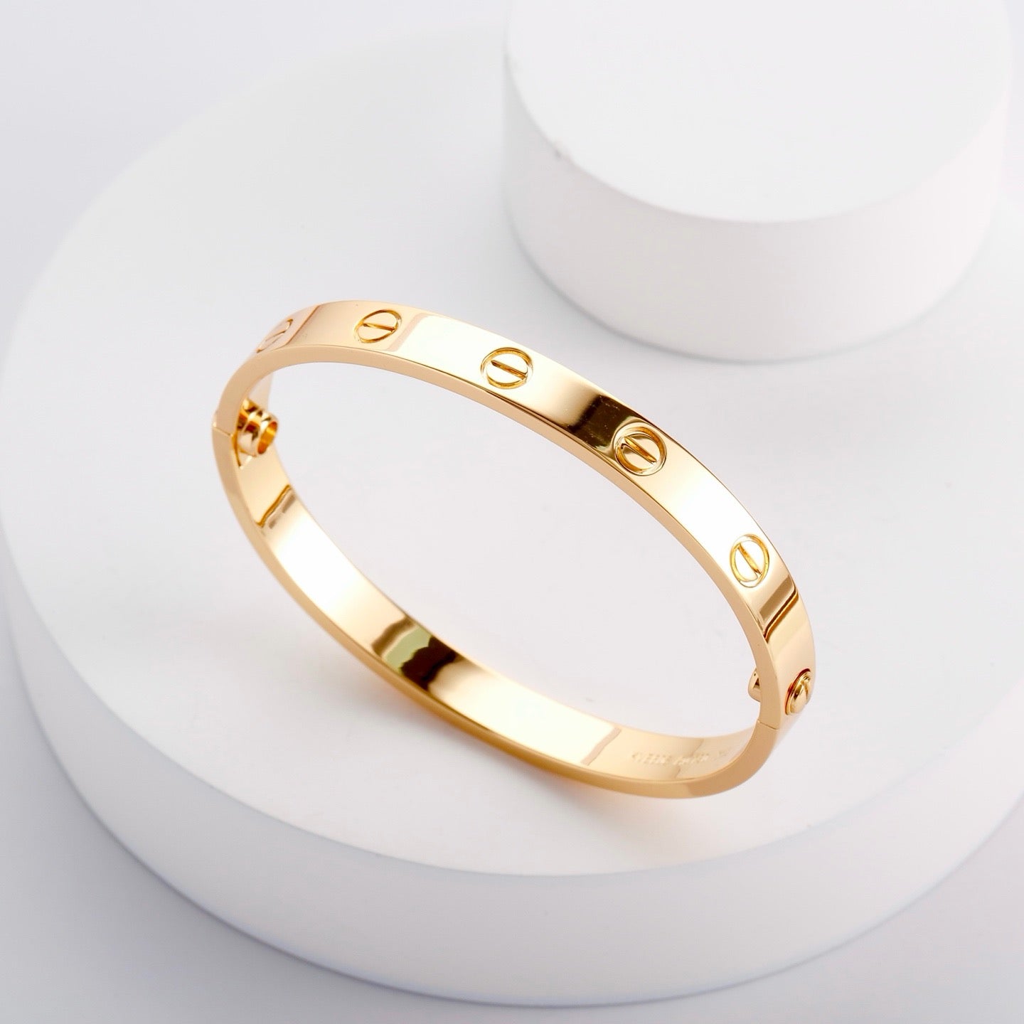 [AuraEcho]LOVE BRACELET 6.1MM NO DIAMONDS