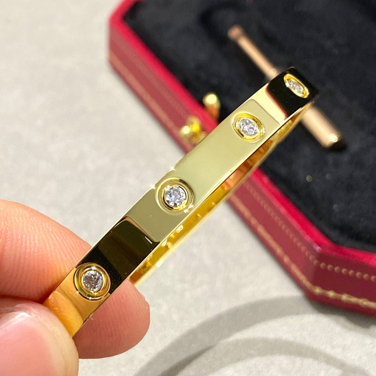 [AuraEcho]LOVE BRACELET 6.1MM 10 DIAMONDS