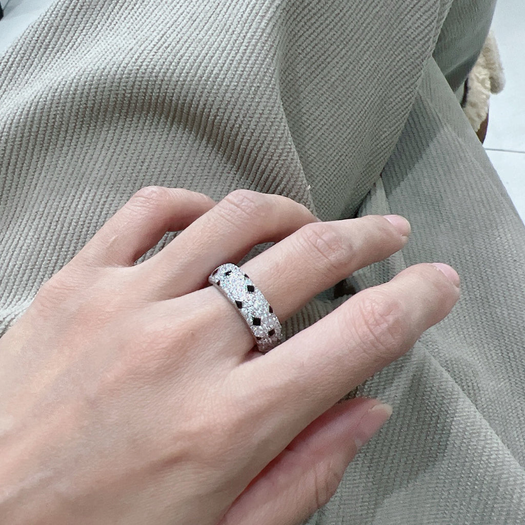 [AuraEcho]PANTHERE SPOTTED FULL DIAMOND RING
