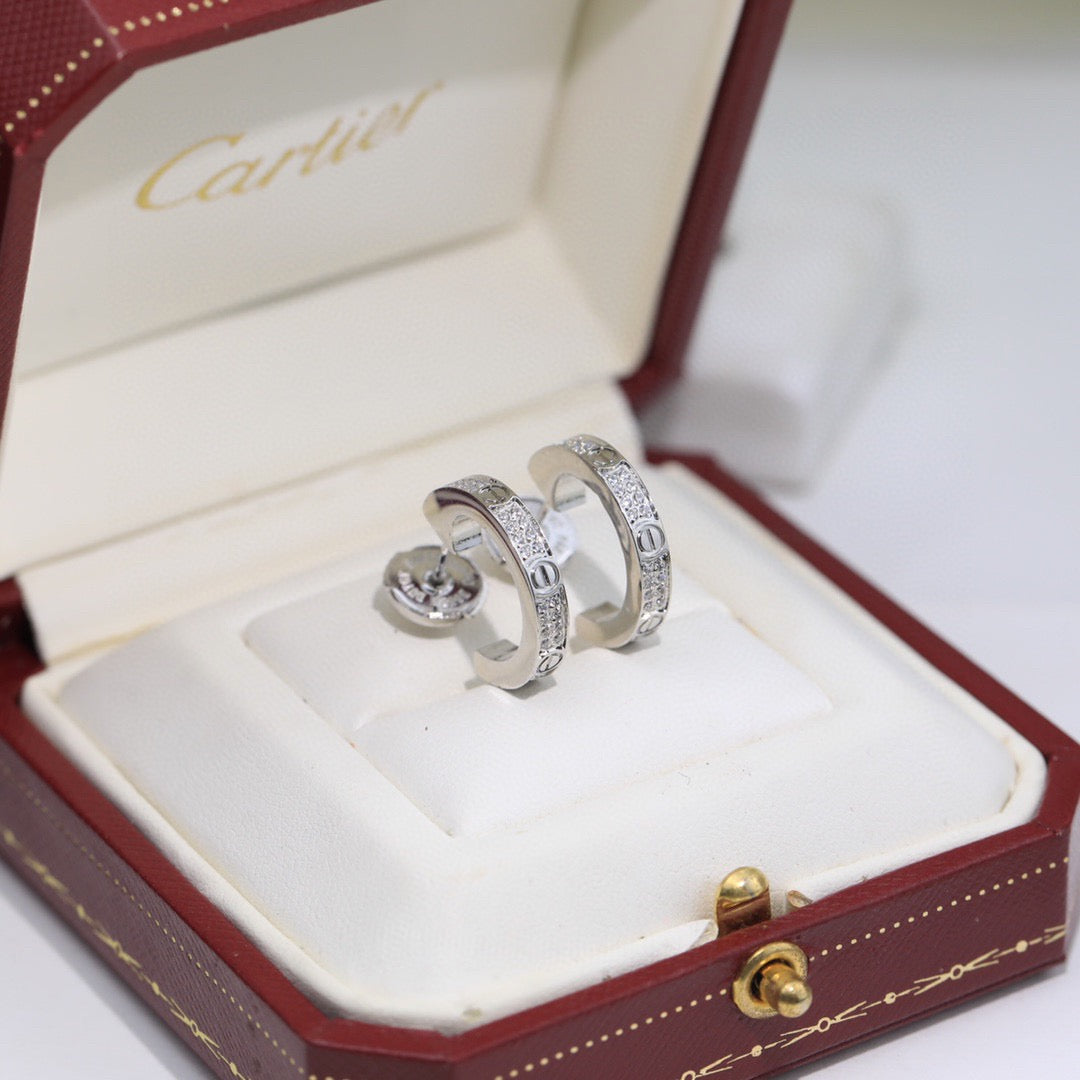 [AuraEcho]LOVE 5.5MM DIAMOND PAVED EARRINGS