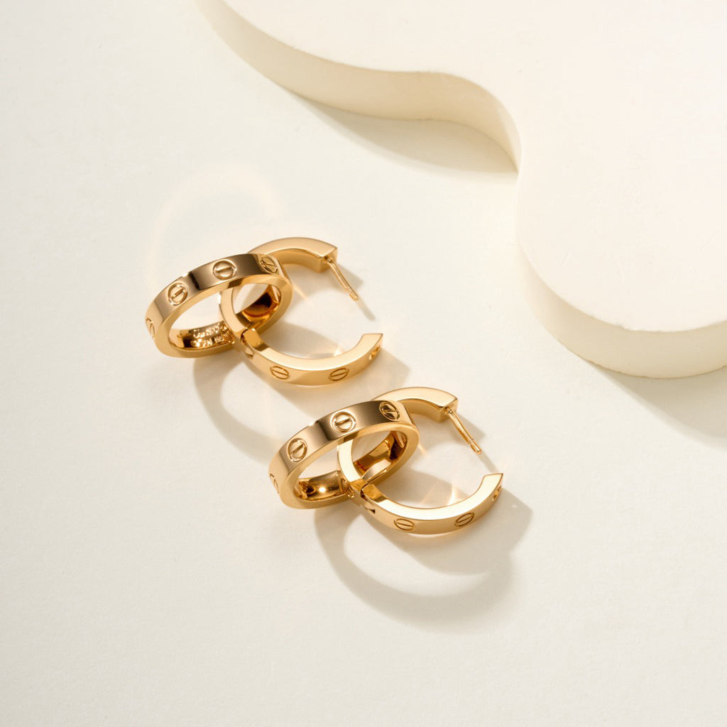 [AuraEcho]LOVE 3.3MM DANGLE HALF DIAMOND EARRINGS