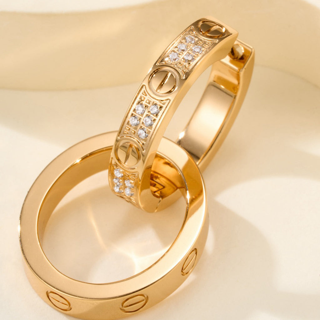[AuraEcho]LOVE 3.3MM DANGLE HALF DIAMOND EARRINGS