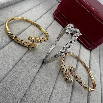 [AuraEcho]PANTHERE DOUBLE HEADED HALF DIAMOND OPEN BRACELET